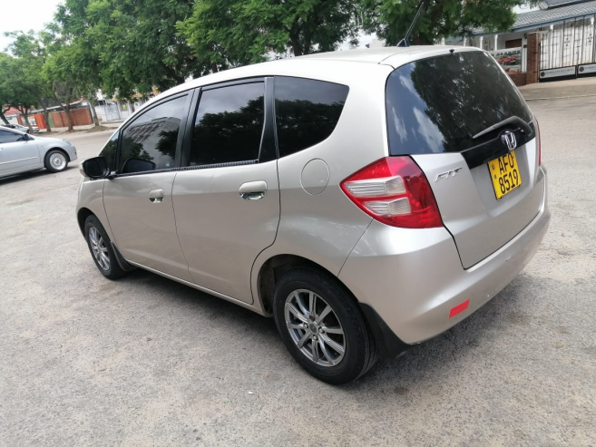 HONDA FIT NEWSHAPE RECENTLY REGISTERED