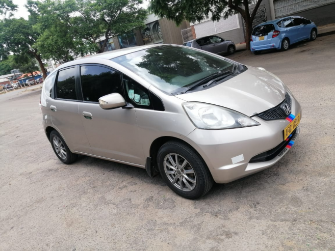 HONDA FIT NEWSHAPE RECENTLY REGISTERED