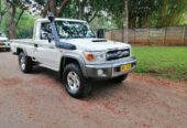 TOYOTA HILUX LAND CRUISER LX V8 4WD l Mupa Car Dealer