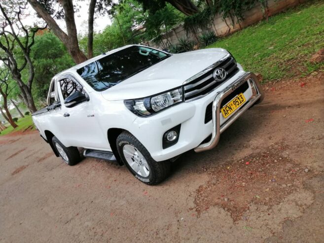 Car for sale in Bulawayo l Toyota Hilux GD6 2017