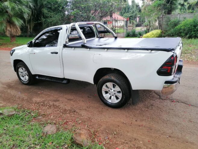 Car for sale in Bulawayo l Toyota Hilux GD6 2017