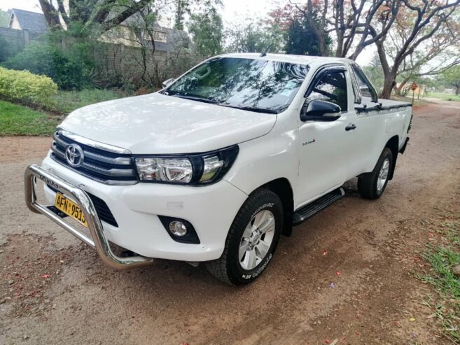 Car for sale in Bulawayo l Toyota Hilux GD6 2017