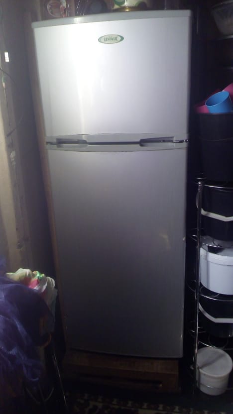Refridgerator (Upright) for sale @USD 260.00