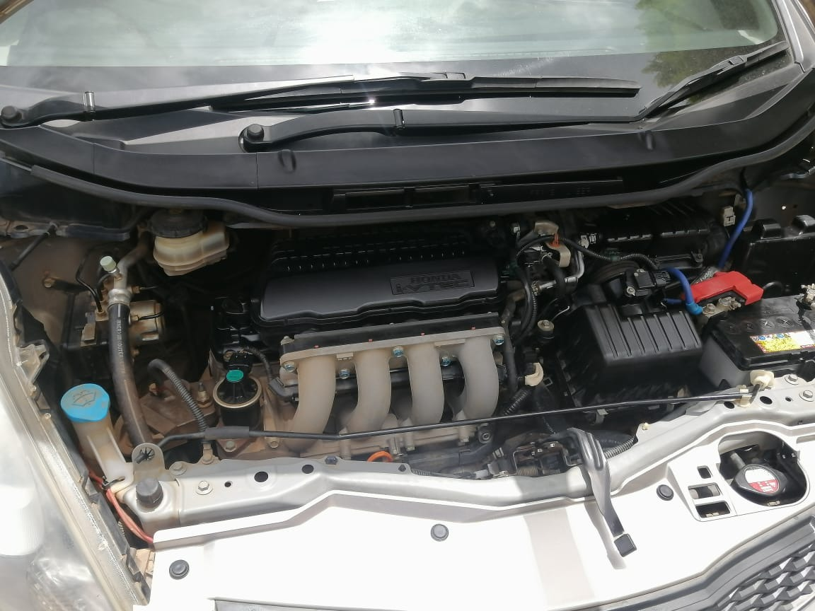 TOYOTA HIACE BABY QUANTUM AF