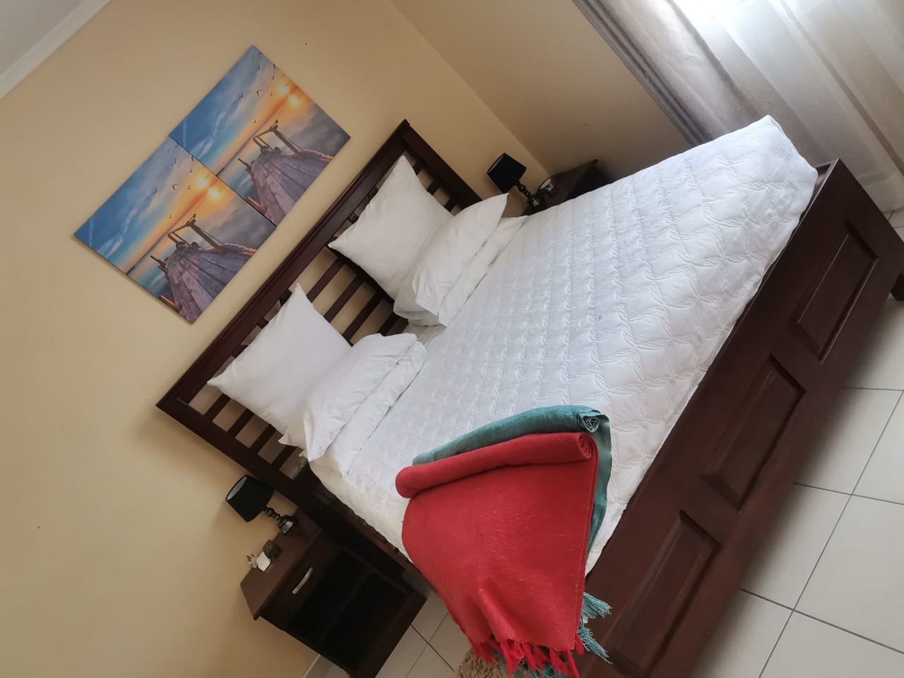 Neat Standard rooms at Mount Cazalet in Gwanda