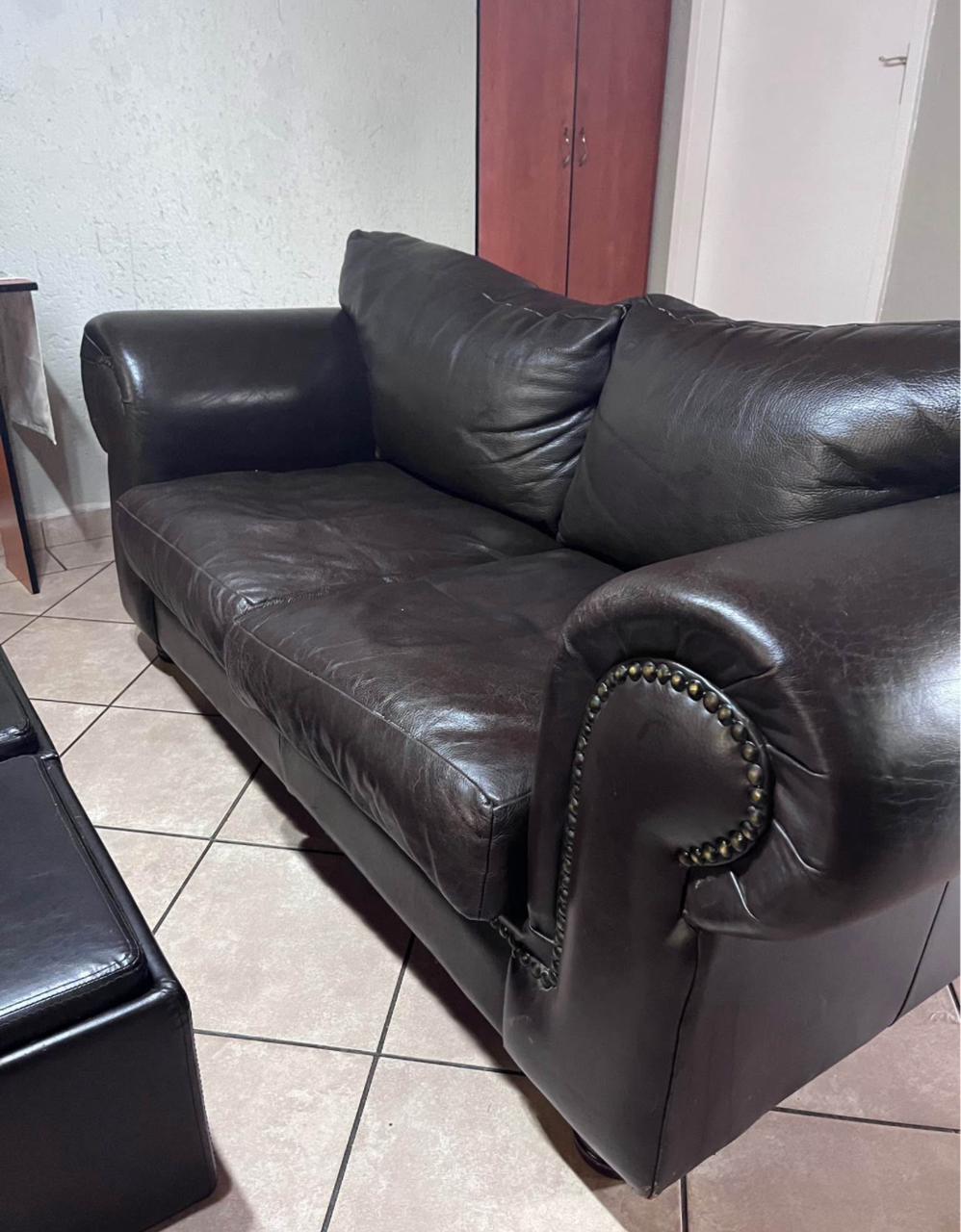 Genuine Leather Studded detail Couches for sale in Bulawayo