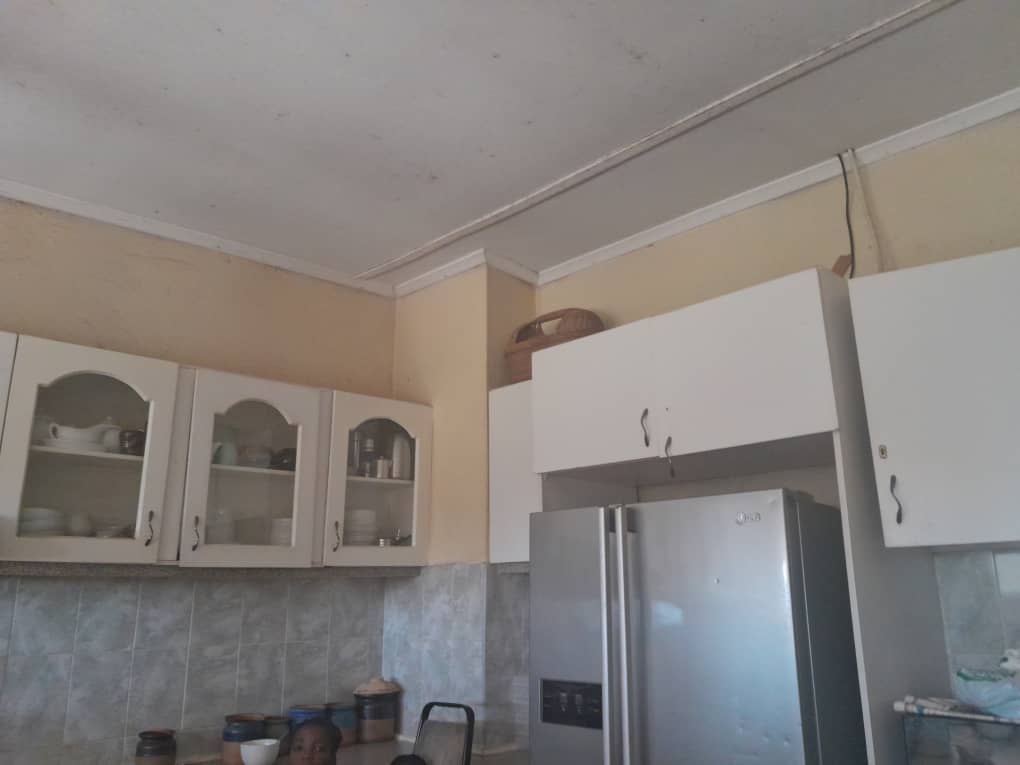 4 Bedroomed house for sale in Sauce town , Bulawayo – Buyorsell Marketing