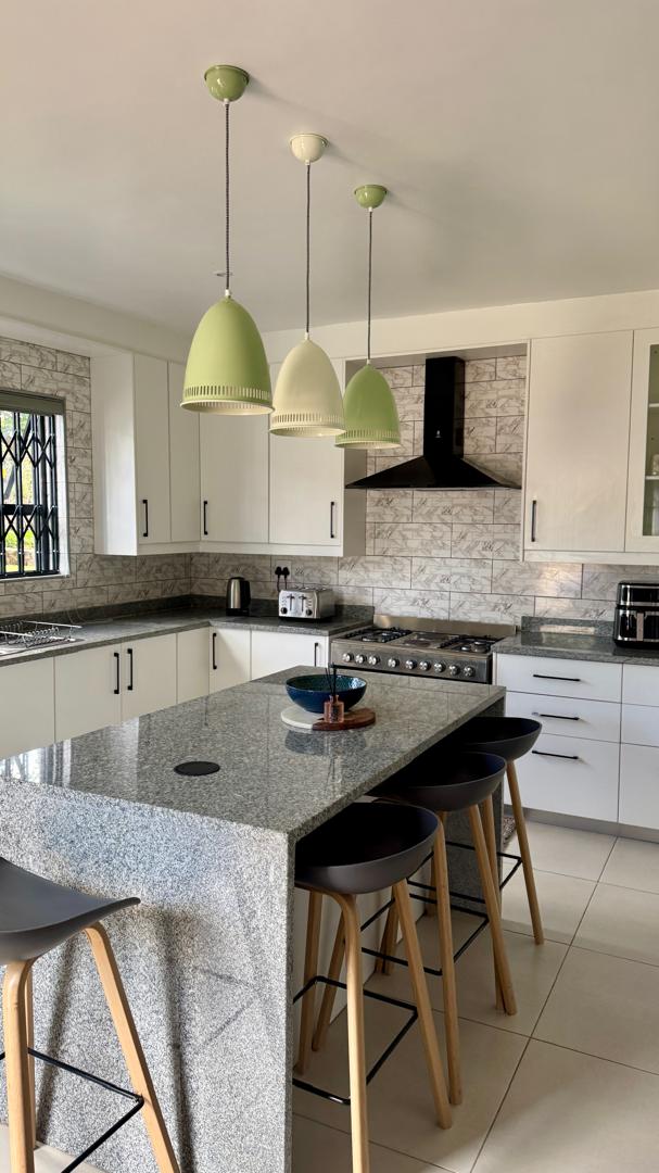Morningside 3-Bedroom Villa with Swimming Pool – Buyorsell Marketing @ 160USD Per night