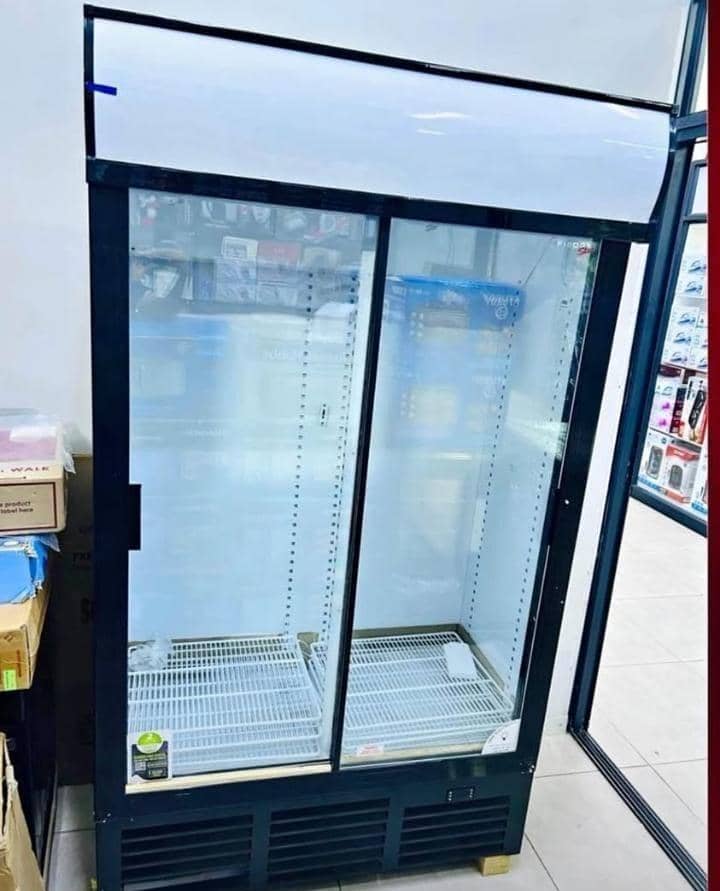 Shop Display Refrigerator for Cold Drinks for sale ($1000.00) – Buyorsell Marketing